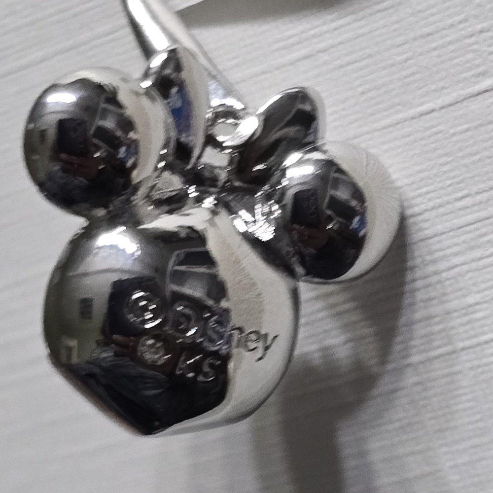 Disney/Kendra Scott Silver Minnie Mouse Pearl Drop Earrings - Picture 5 of 5